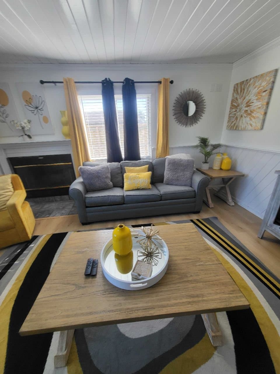Styled living room after a standard clean by Clean Living Homes